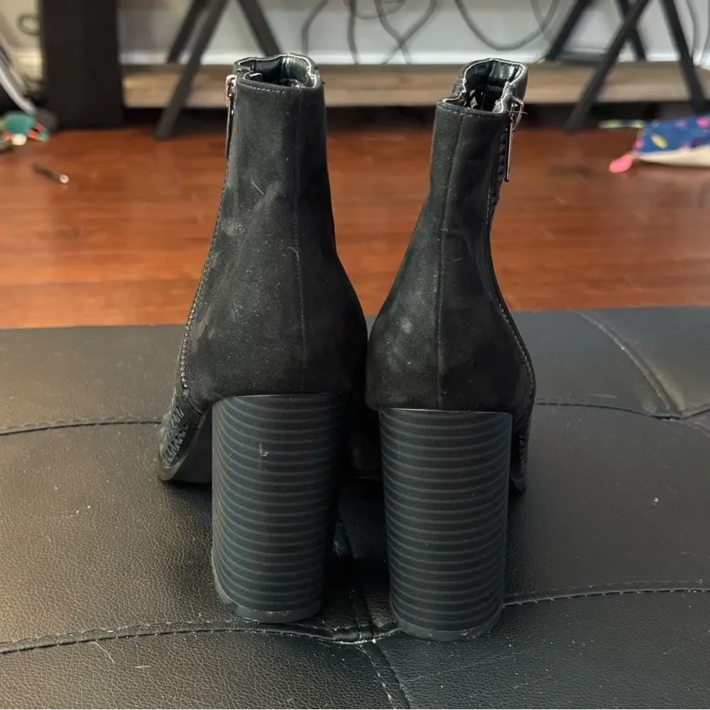 Charlotte Russe Black Peep Toe Zip Up Booties Size 9